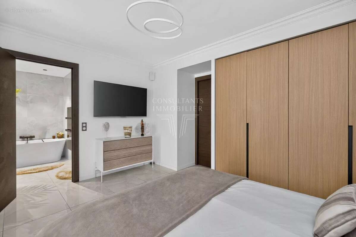 Appartement d'exception en rez-de-jardin. - photo 15
