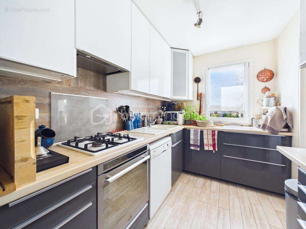 Charenton-le-pont – appartement familial 4 pièces de 96 m² avec terrasse et box - photo 3