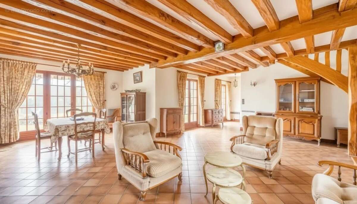 Maison à BREUILPONT