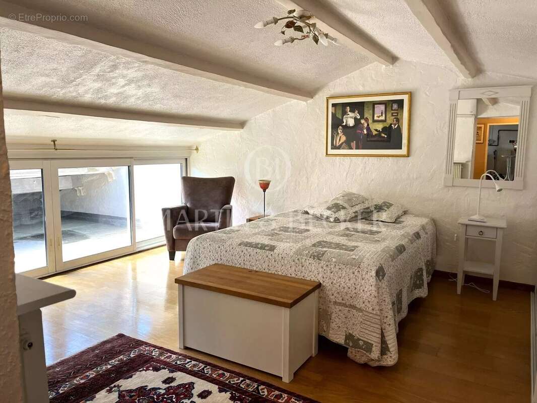 Maison à VALBONNE