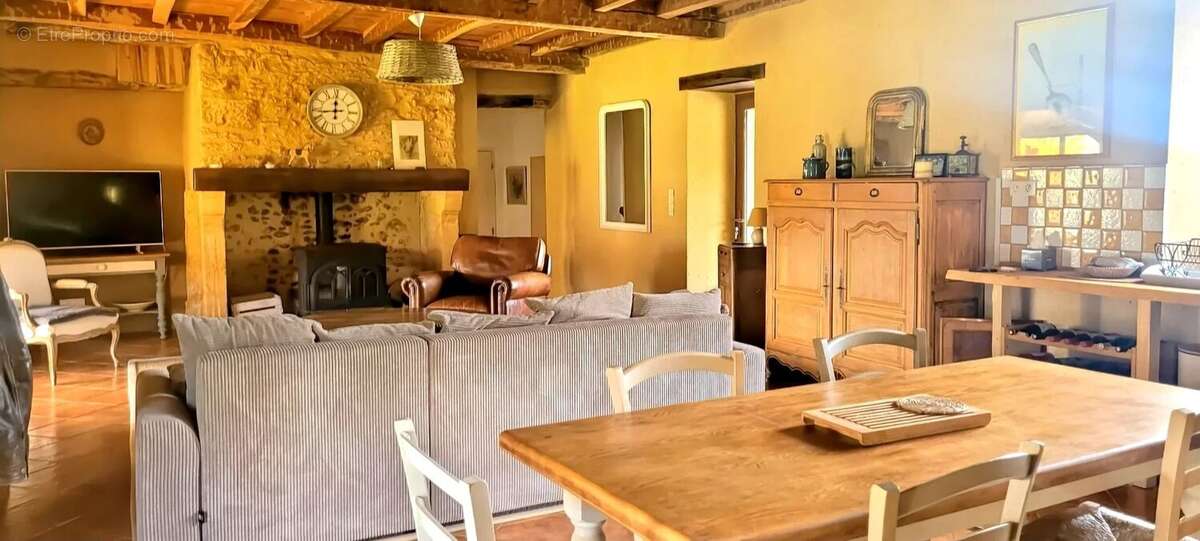 Maison à SAINT-AVIT-SENIEUR