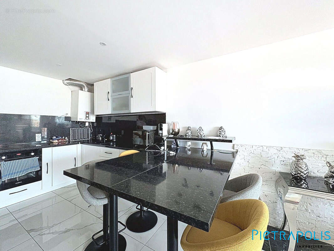 Appartement 89 m² à Agde  - photo 4