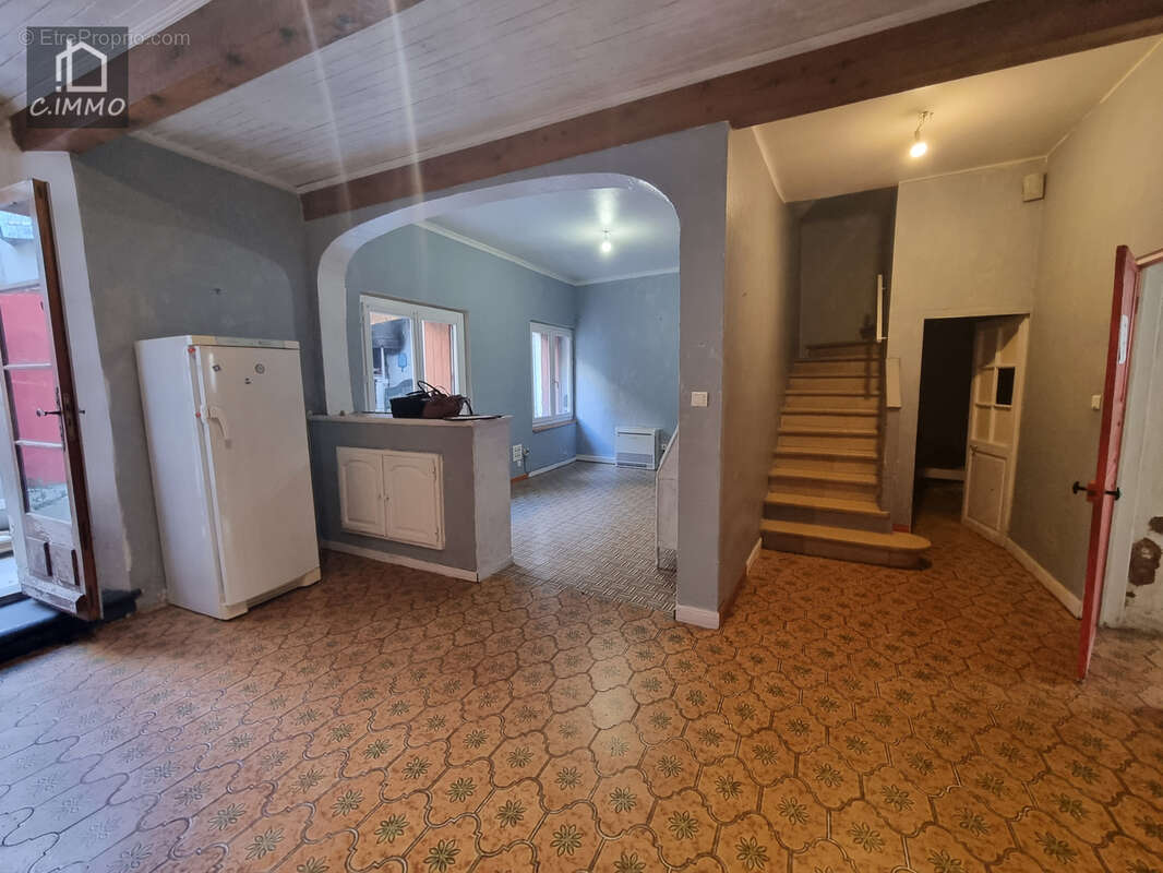 Maison à MONTBLANC