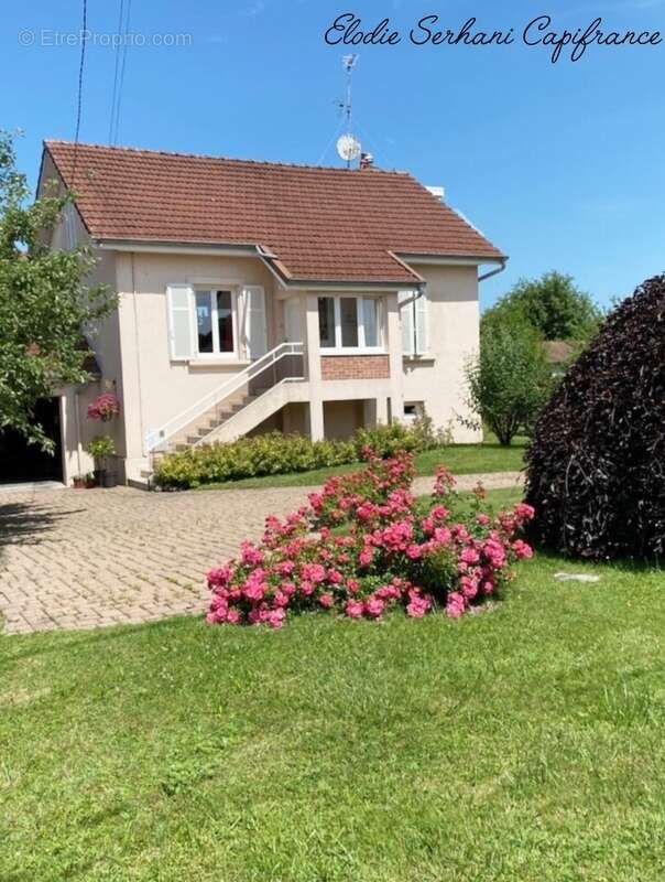 Maison à COURCELLES-LES-MONTBELIARD