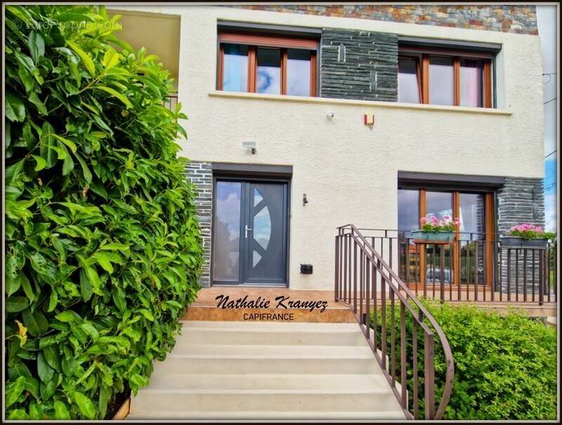 Maison à ATTIGNY
