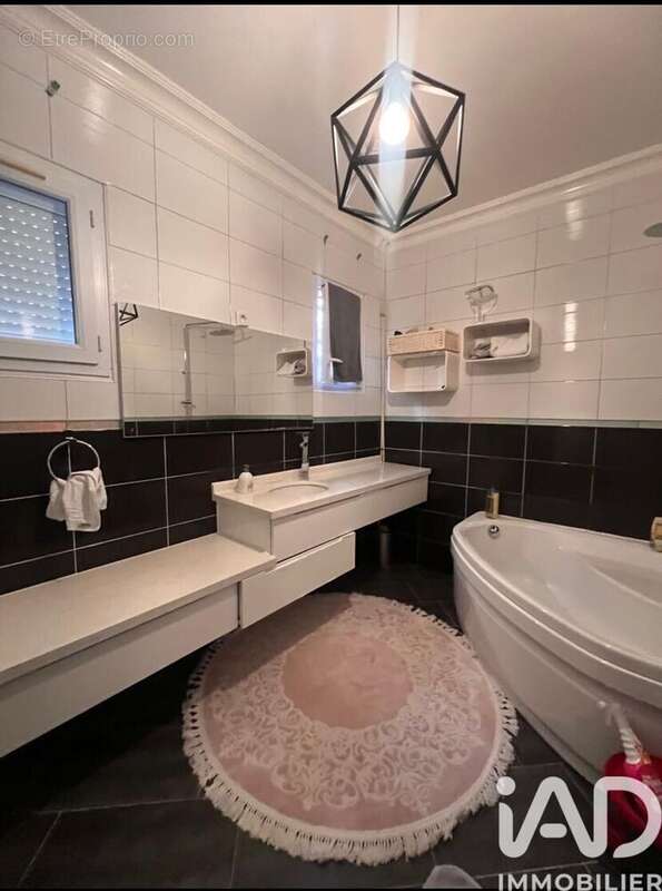 Photo 5 - Maison à SENS