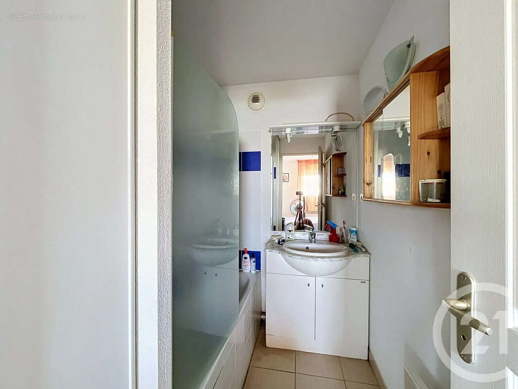 Appartement 43 m² à Frontignan  - photo 8