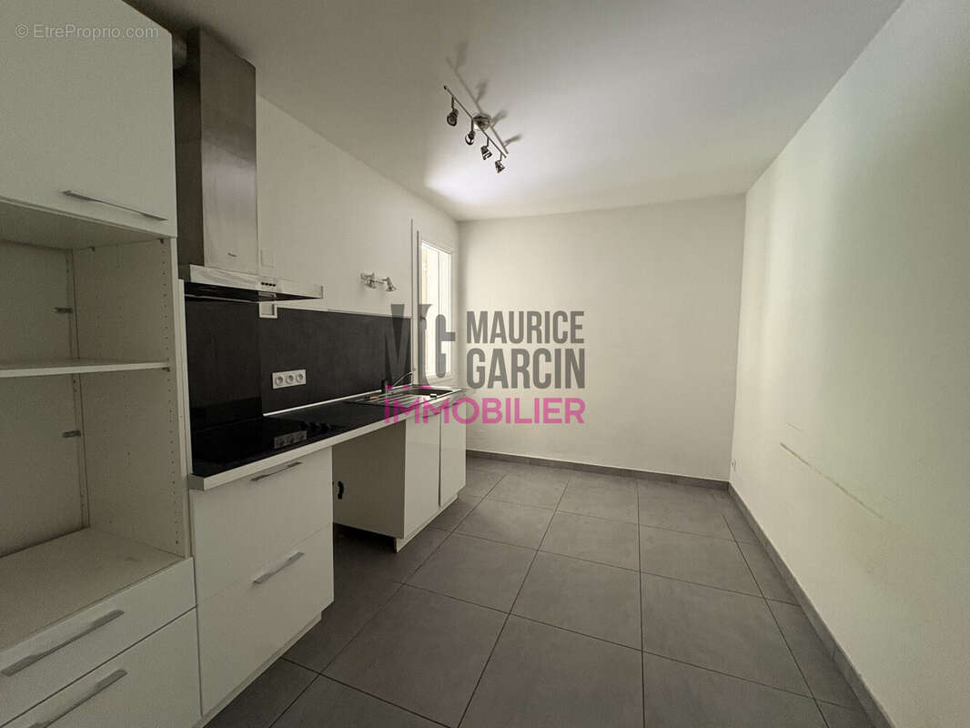 Appartement à BEAUMES-DE-VENISE