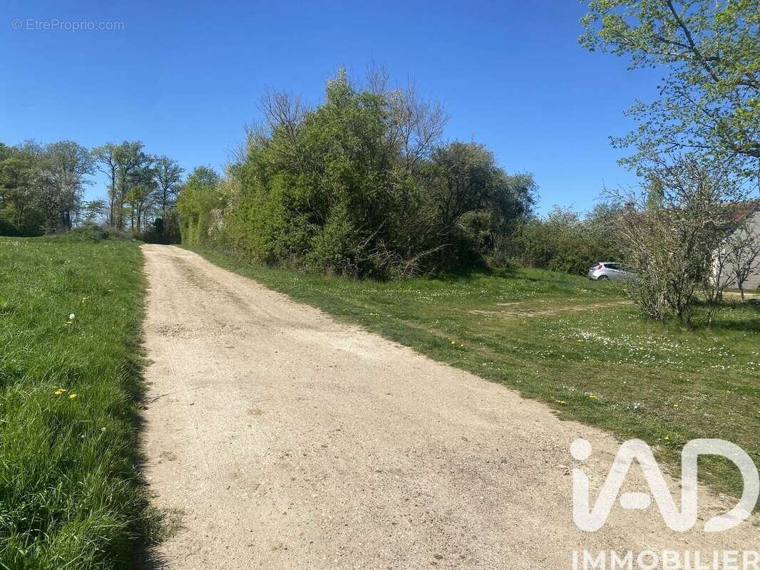 Photo 4 - Maison à CHARNY