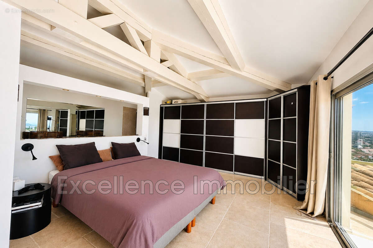 Maison 200 m² à Sainte-Maxime  - photo 7