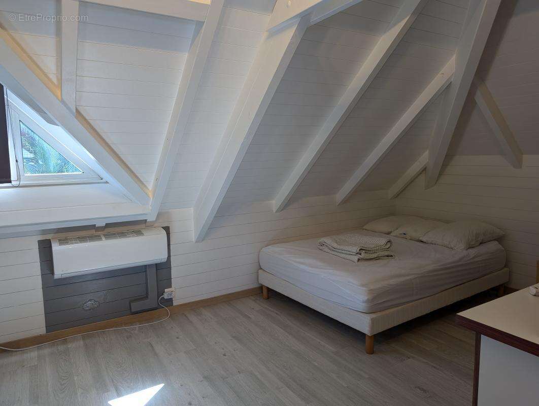 Maison à PETIT-BOURG