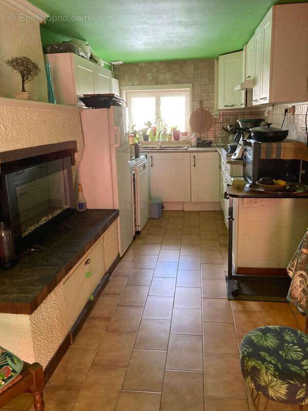 Dpt Charente Maritime (17), à vendre Sainte-Radegonde, maison P4, 113 m² - photo 6