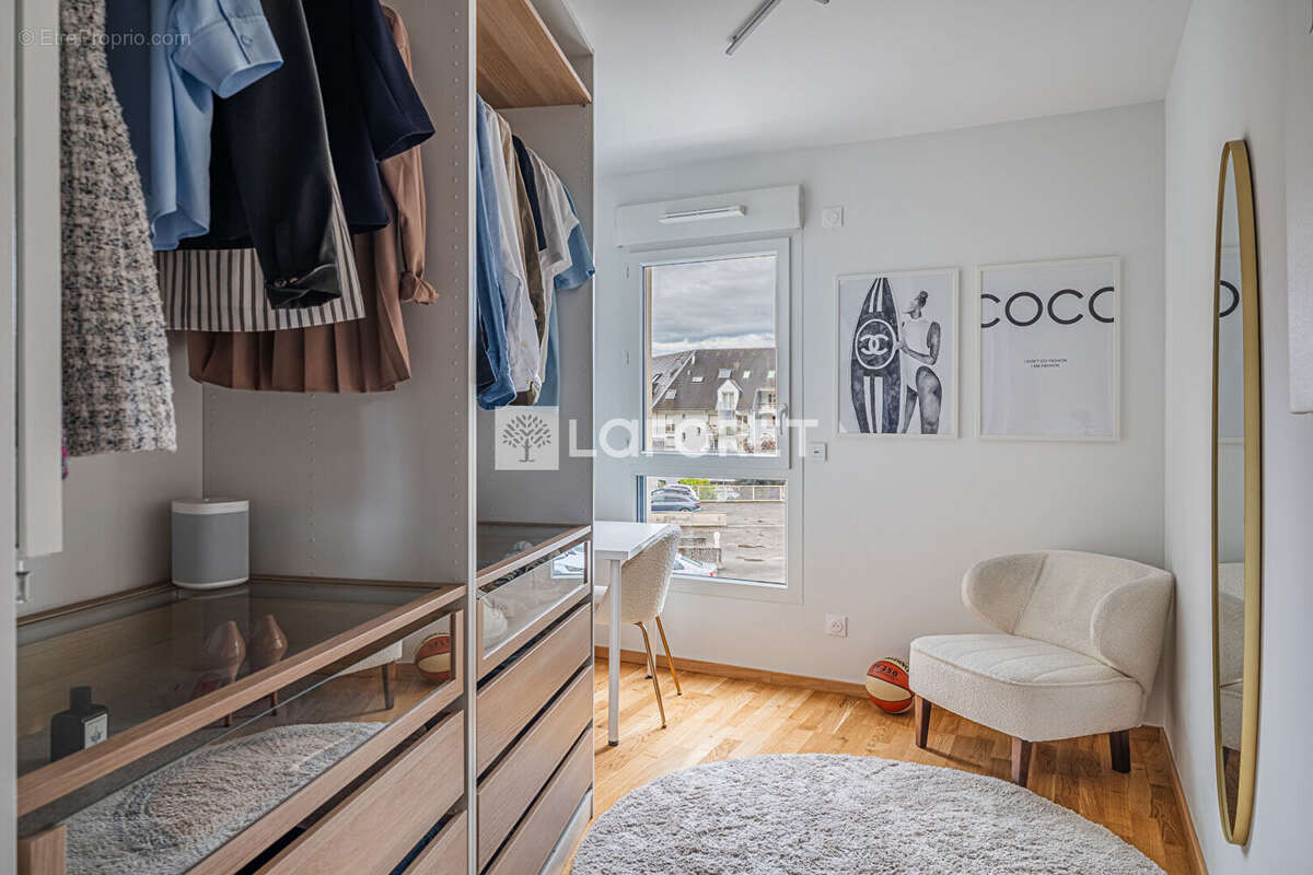 Appartement à CHALLES-LES-EAUX