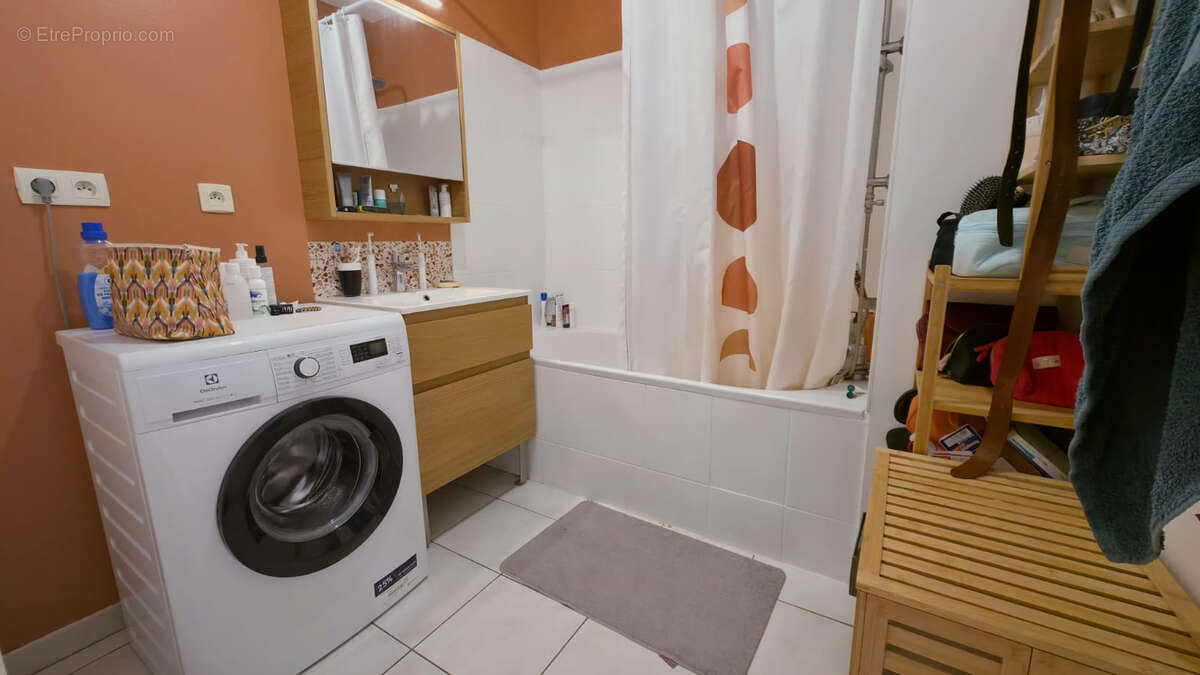 Appartement à LE RHEU