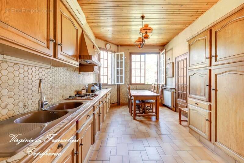 Maison à SAINT-MAUR-DES-FOSSES