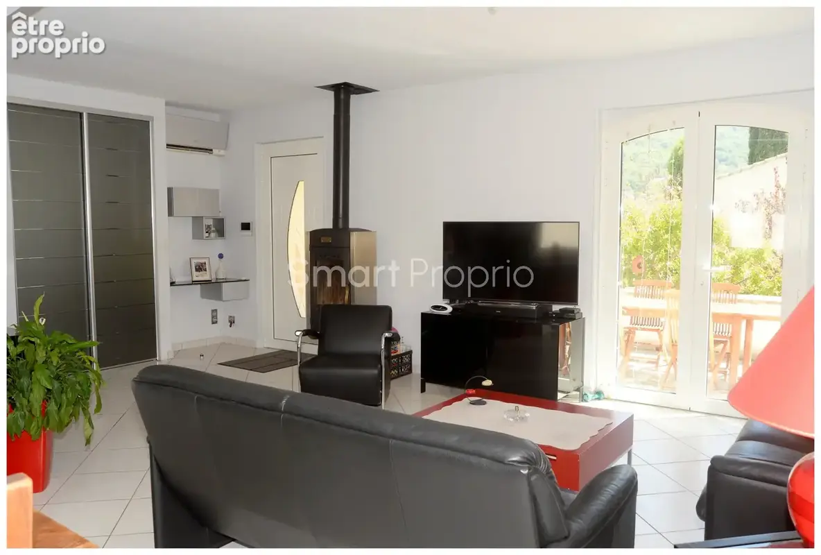 Nyons 26110 - propriete de charme 144 m2 - terrain clos et paysage 750 m2 - 4 chambres - piscine - poolhouse a - photo 4