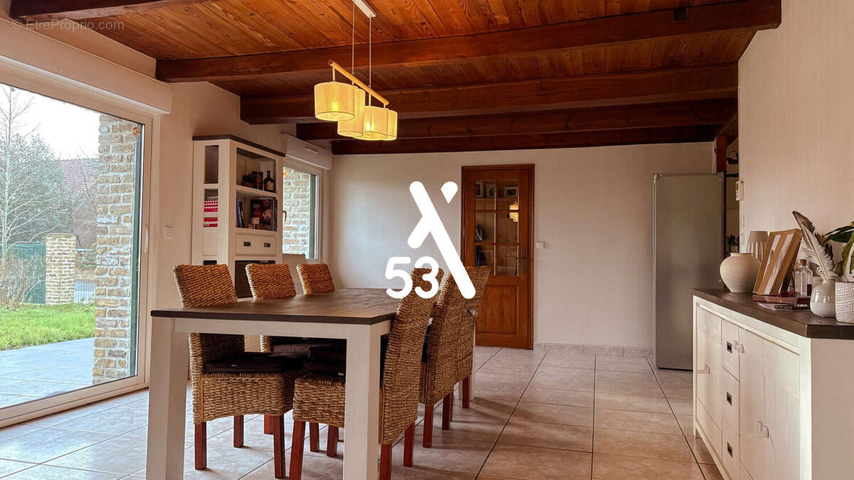 Maison à CAPPELLE-BROUCK