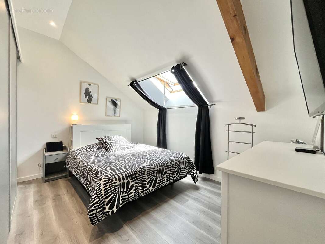 Maison à POISY