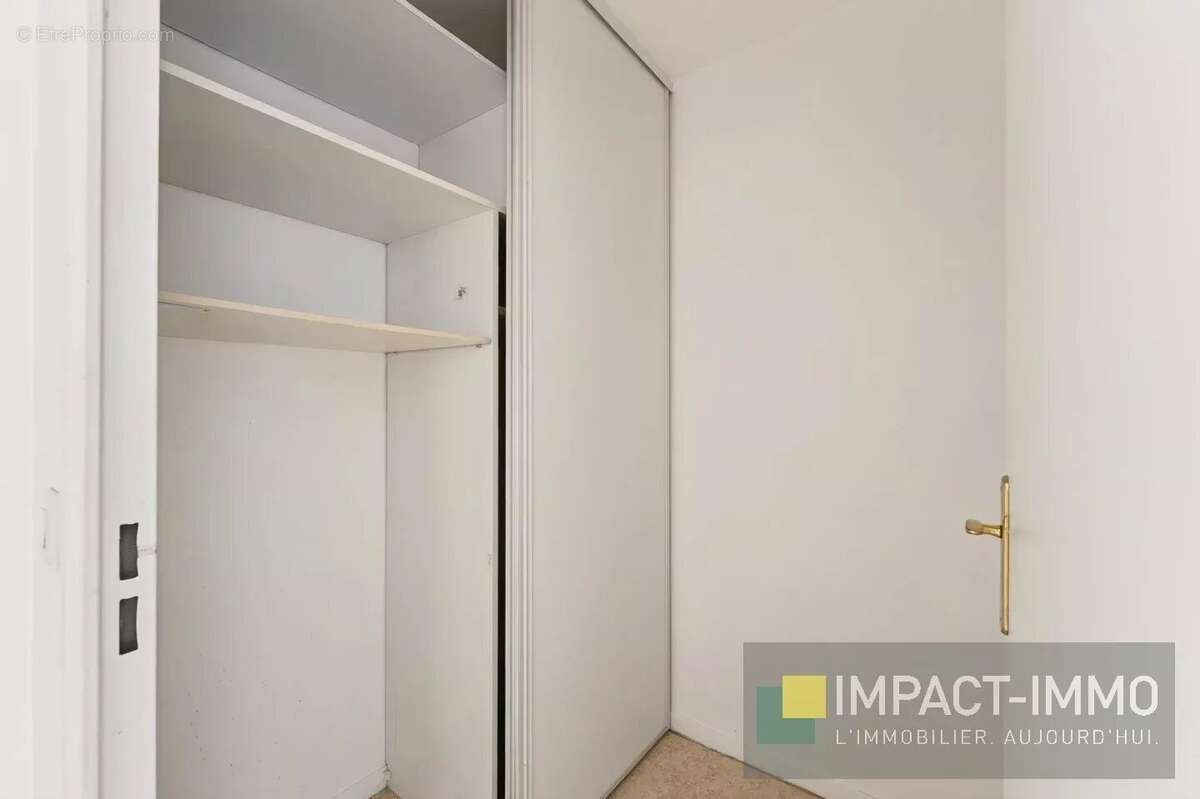 Appartement à LEVALLOIS-PERRET
