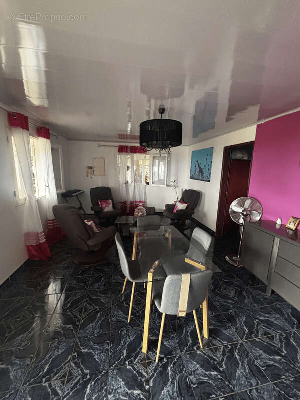 Maison à SAINTE-MARIE