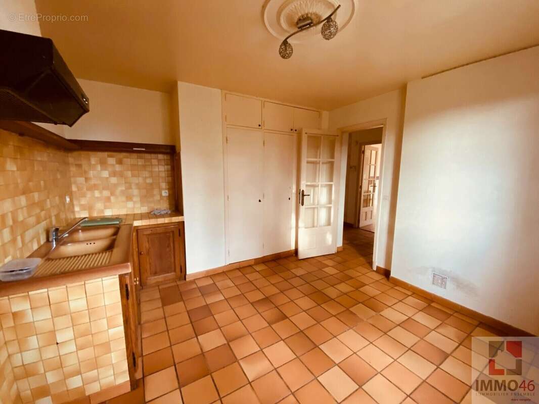 Maison à LAVERGNE