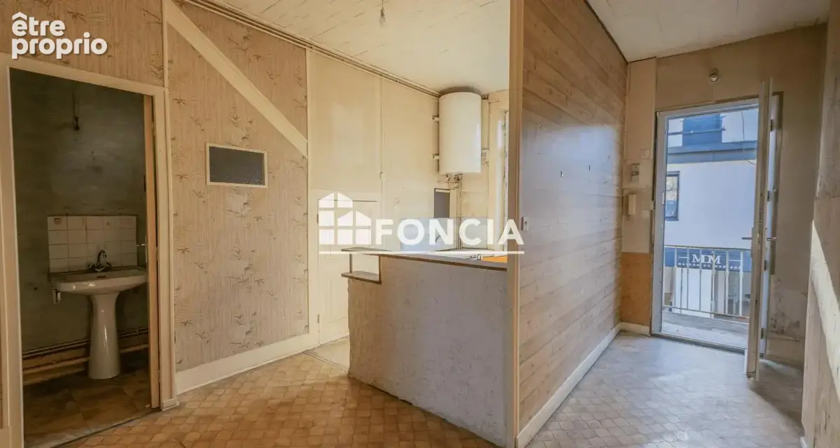 Immeuble de rapport à rénover avec terrain constructible · Firminy centre - photo 4