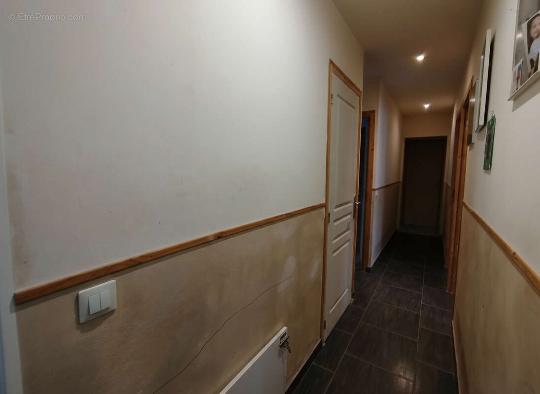 Maison à NEUVILLETTE