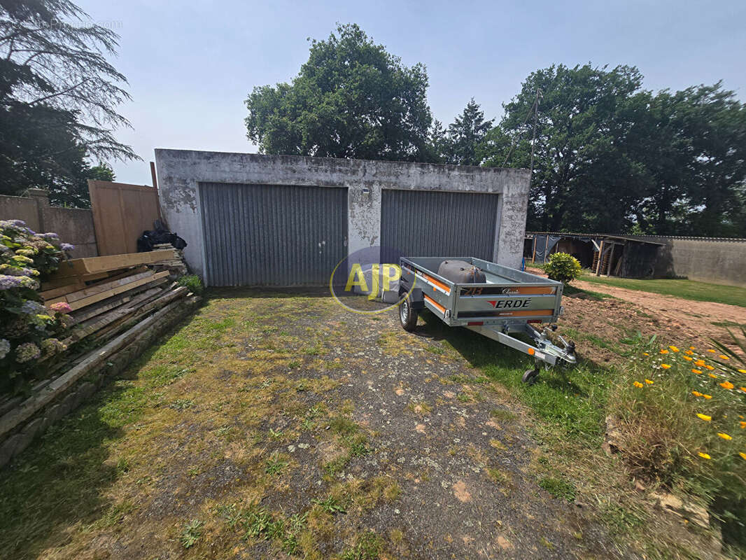 Maison Bourg Avessac - 6 pièces - 108 m2 - 1579 m2 Terrain - photo 13