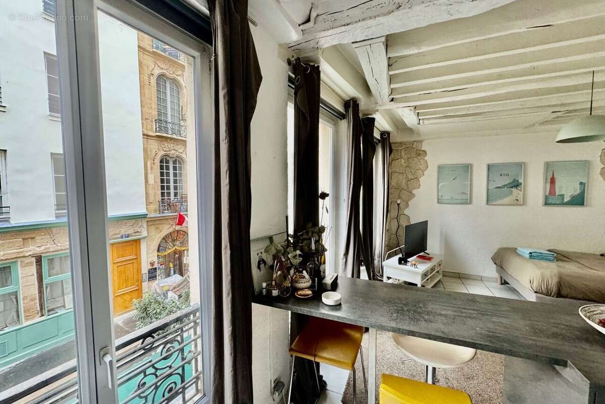 Appartement à PARIS-5E