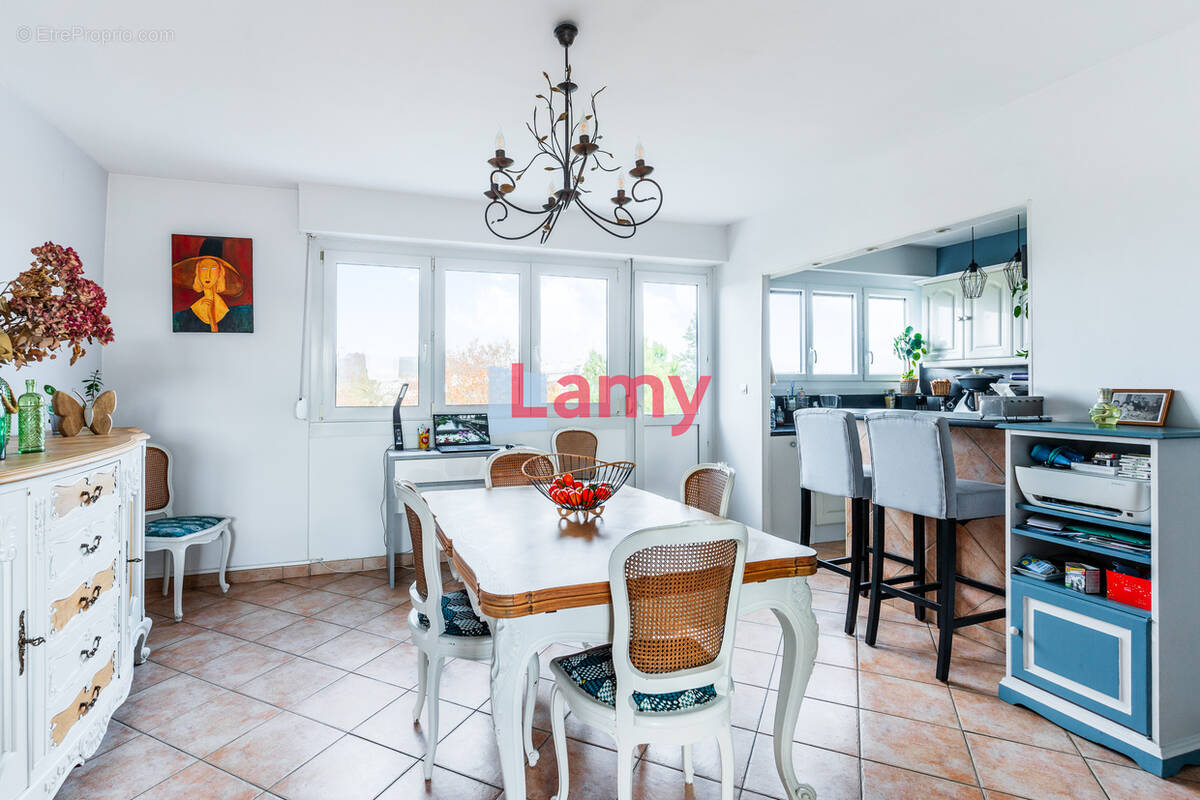 Appartement à LONGEVILLE-LES-METZ