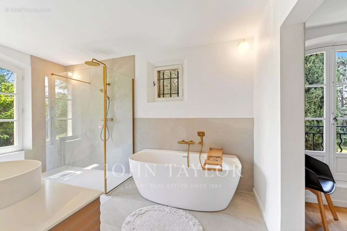 Bastide contemporaine rénovée aux portes d’Aix-en-Provence - photo 23