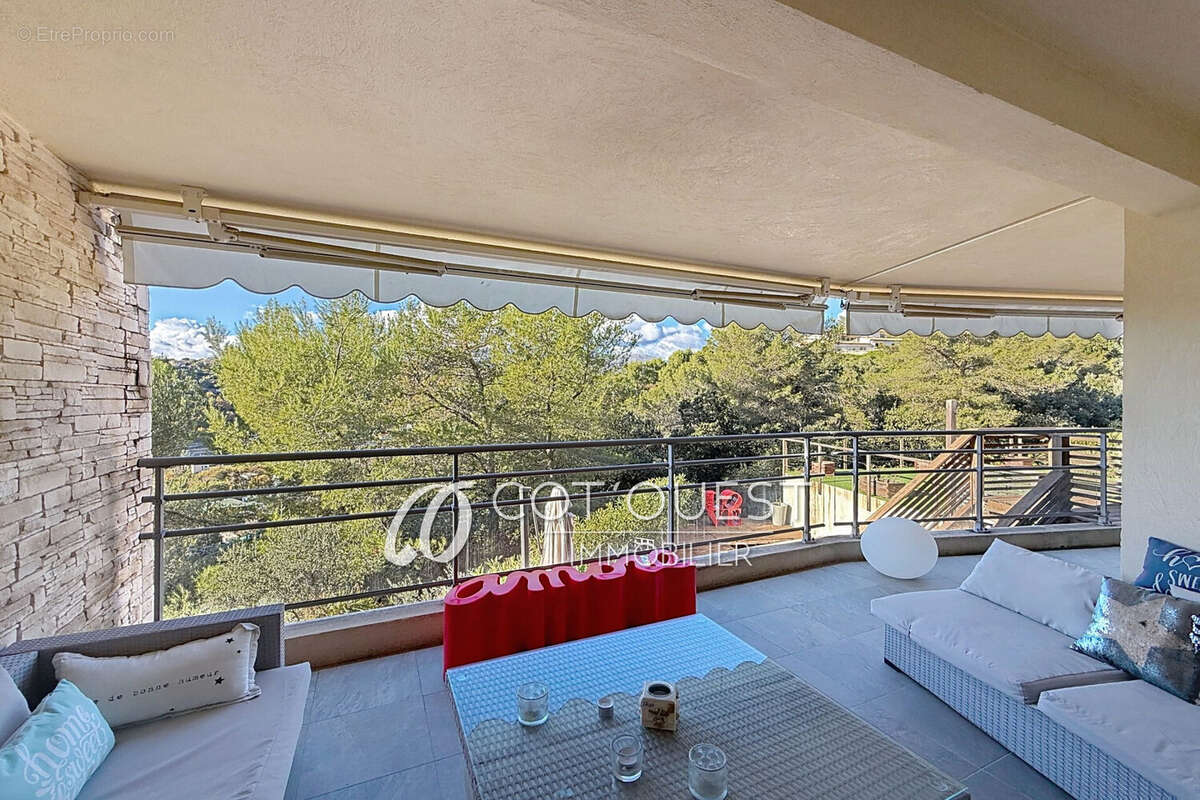 Appartement à CAGNES-SUR-MER