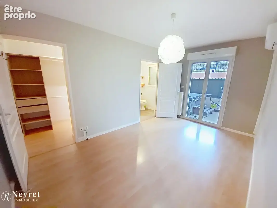 A ne pas rater ! T4 en RDJ de 97,26 m2, 3 chambres / double garages - photo 6