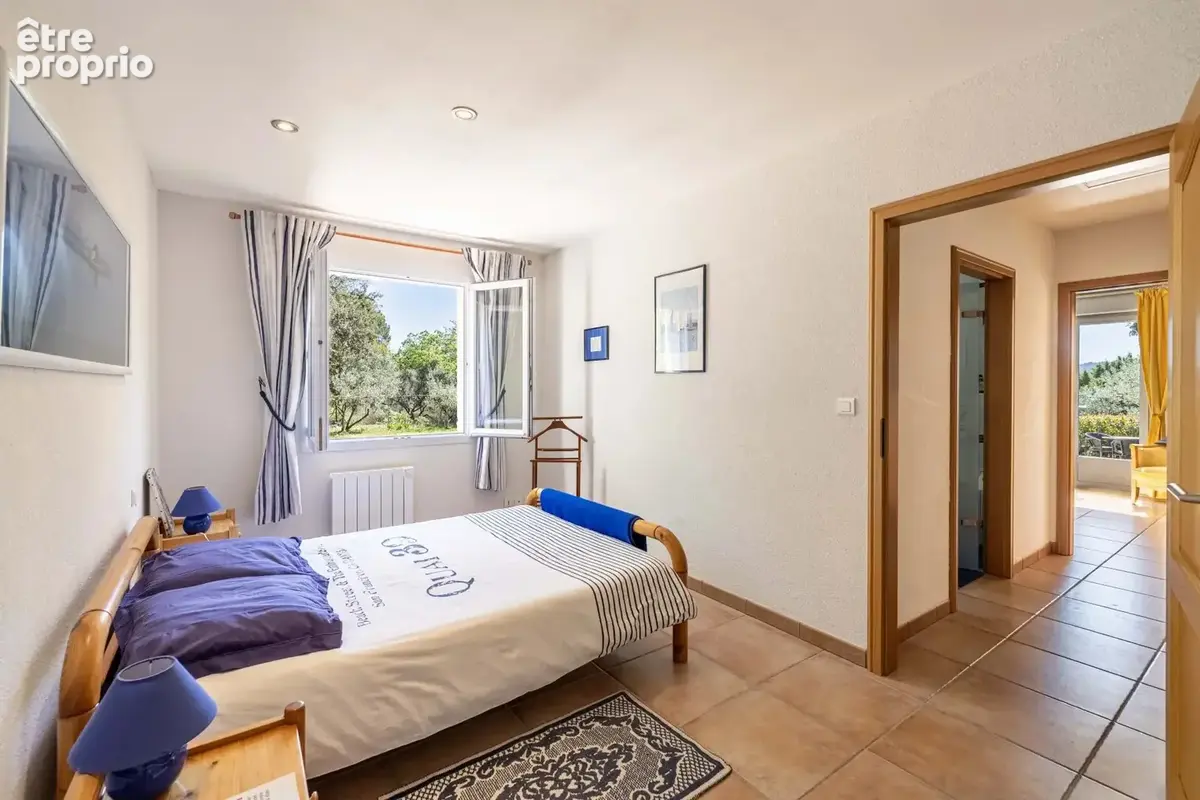 Dans l’arrière-pays varois, au cœur de la Provence Verte/MAISON PLEIN PIED/PISCINE/4200 m2 TERRAIN/ CALME/ SANS VIS A VIS/GARAGE - photo 10