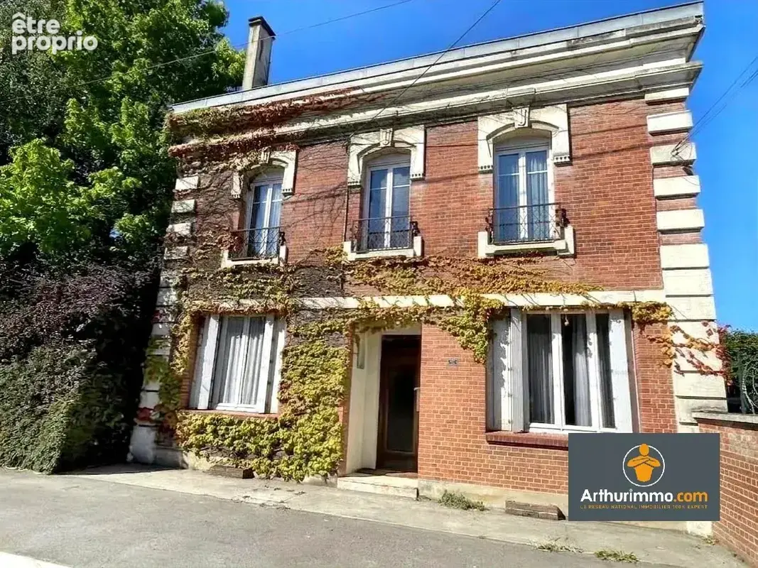 Maison à MONTCORNET