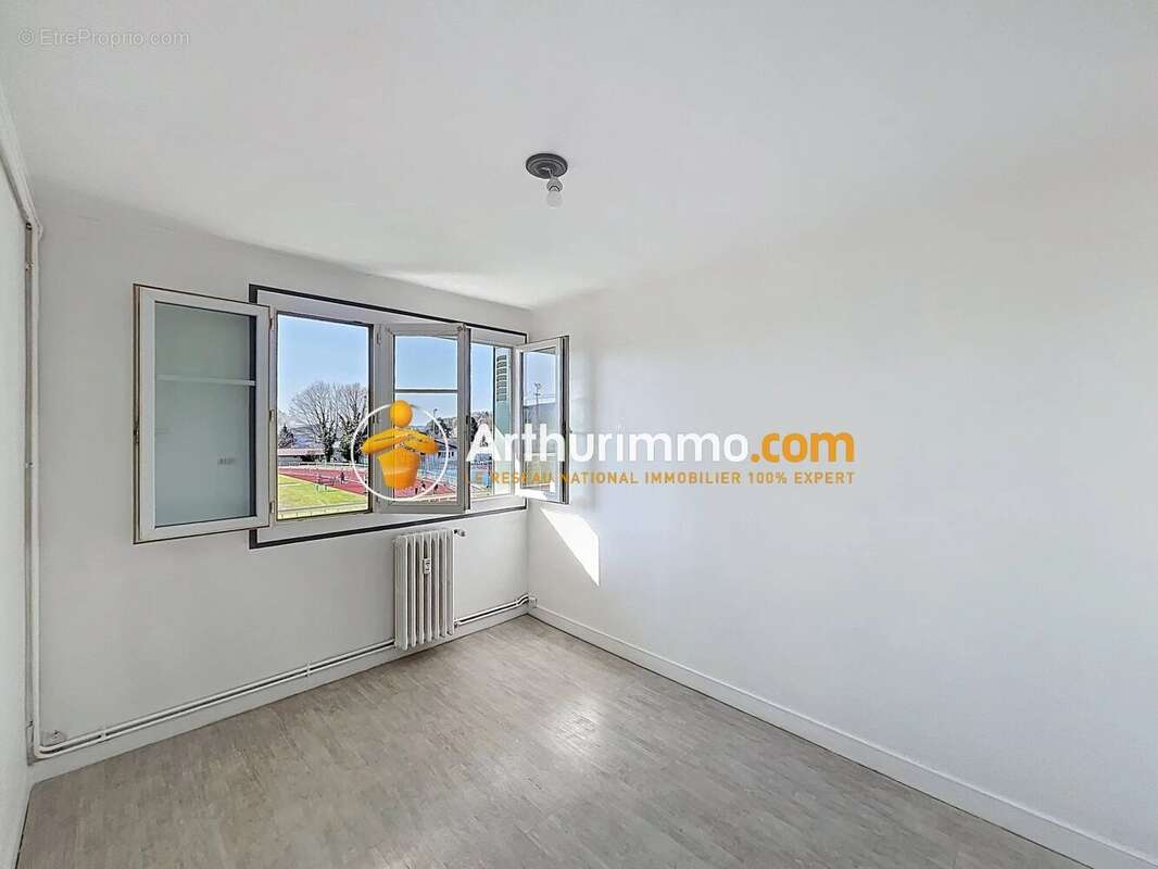 Appartement à BOURGOIN-JALLIEU