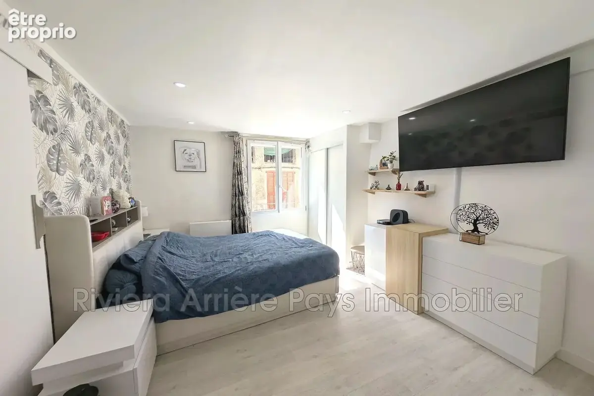 Appartement 28 m² à Puget-Theniers  - photo 4