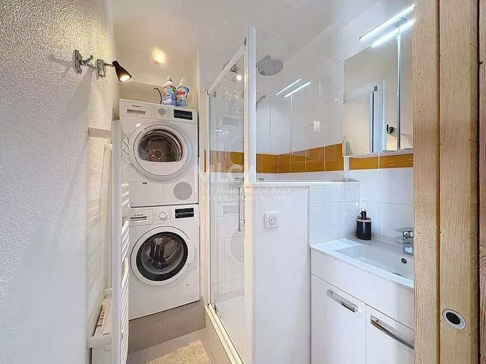 Appartement à SAINT-ETIENNE-DE-TINEE