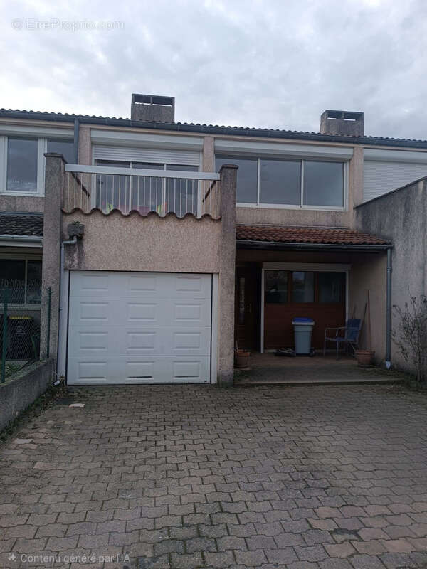 Maison à GUILHERAND-GRANGES