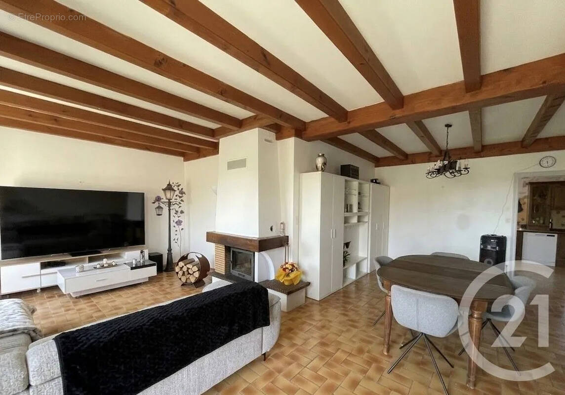Maison à MEDIS