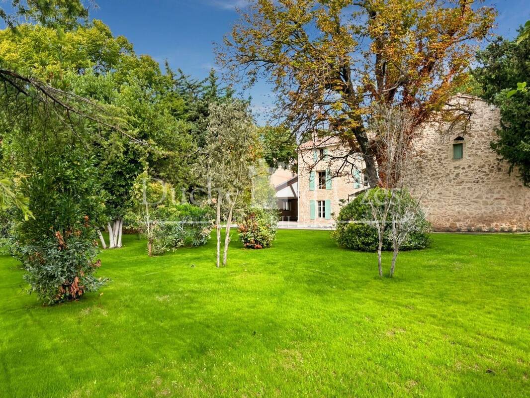 Photo 1 - Maison à UZES