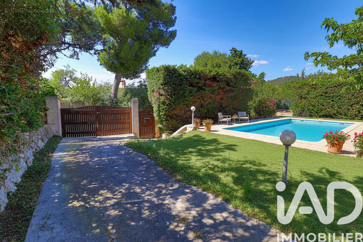 Photo 3 - Maison à MARSEILLE-9E