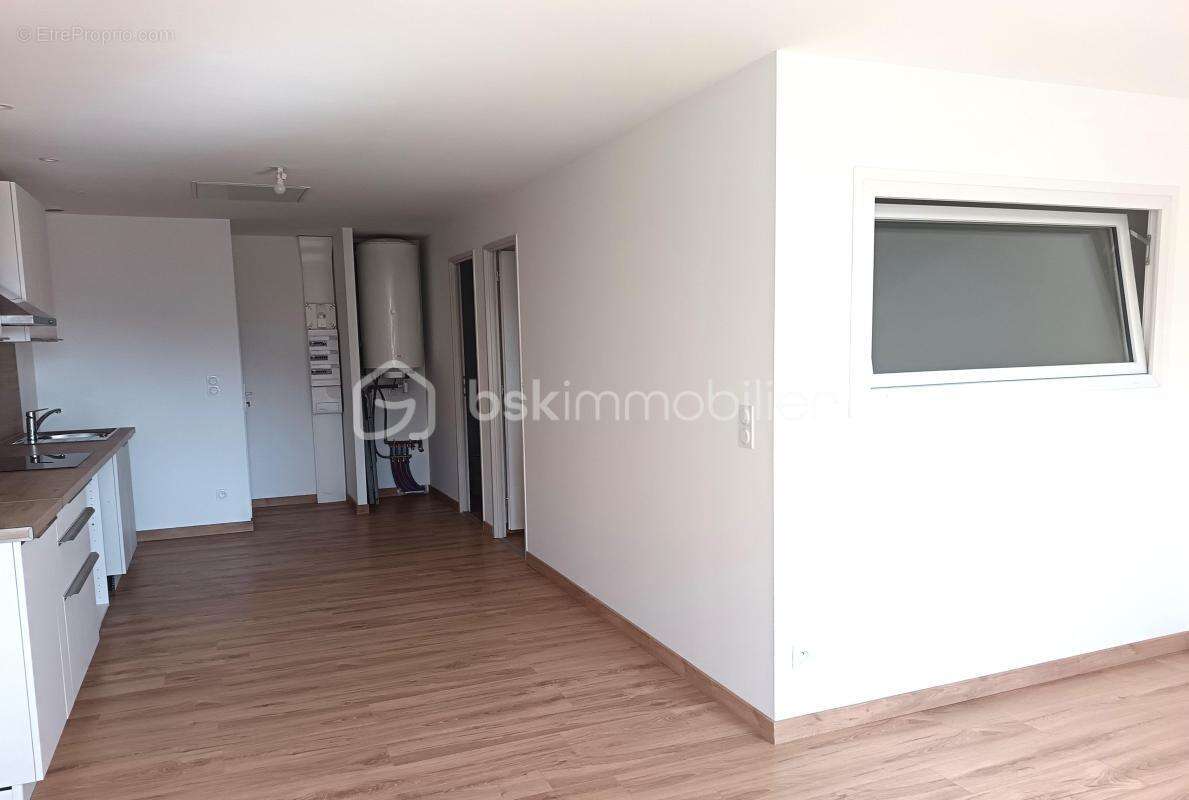 Appartement à CARNOULES