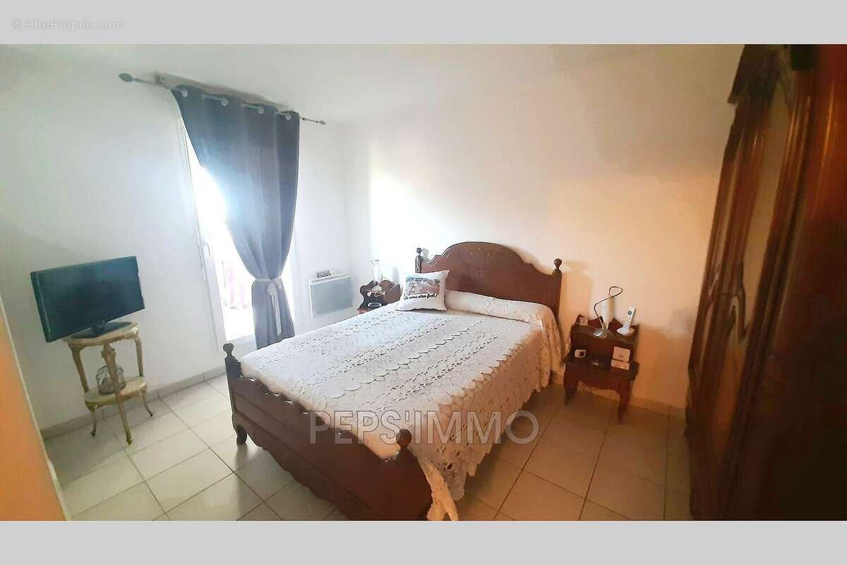 Appartement 70 m² à Martigues  - photo 4
