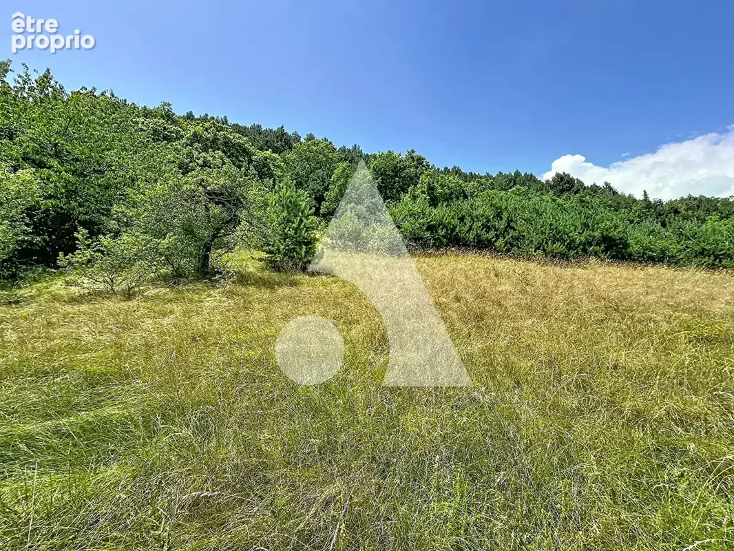 Terrain constructible de1455 m2 à La Freissinouse - photo 4
