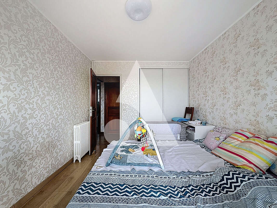 Appartement à RUEIL-MALMAISON