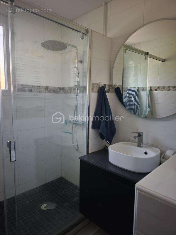 Maison 103 m² à Montpon-Menesterol  - photo 11