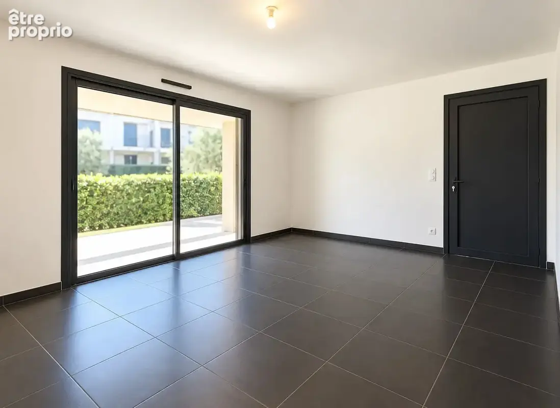Appartement T3 avec terrasse et piscine à Bonifacio - photo 11