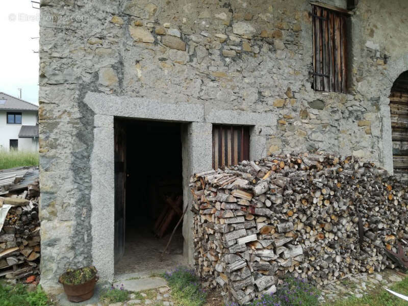 Maison à FESSY