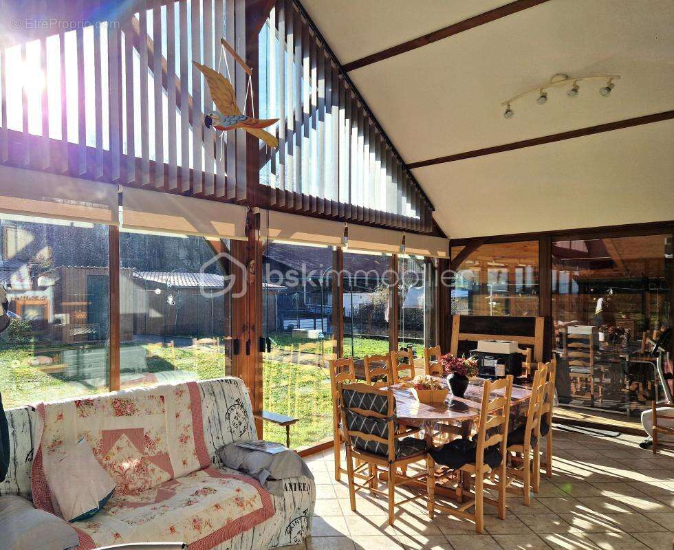 Maison à COLOMBIERS